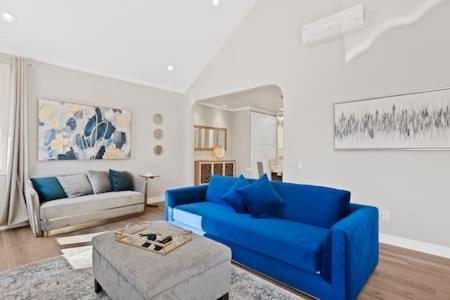 Champagne Taste Luxury In Hillcrest Holiday home *